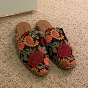 Floral mules